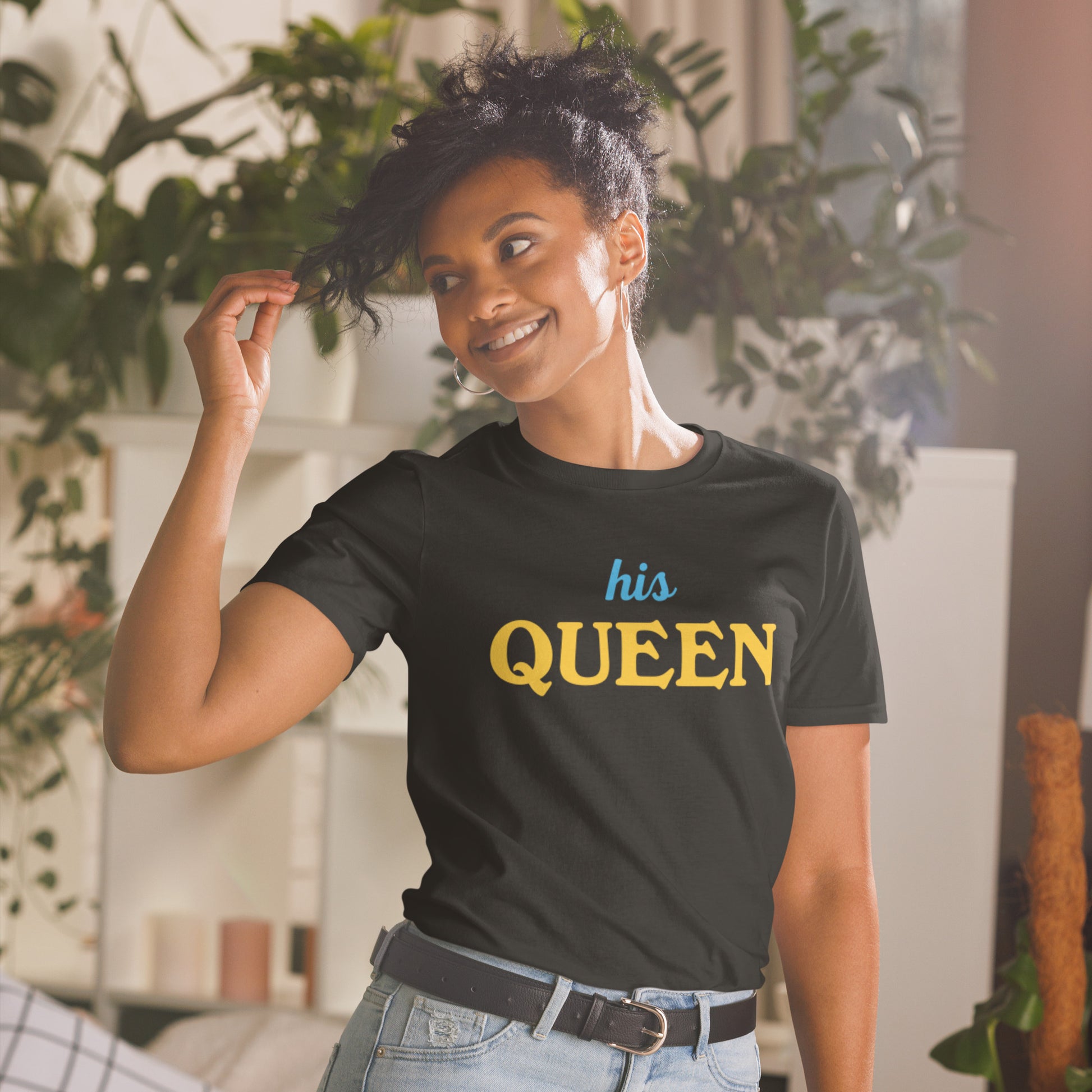 His Queen Softstyle T-Shirt black